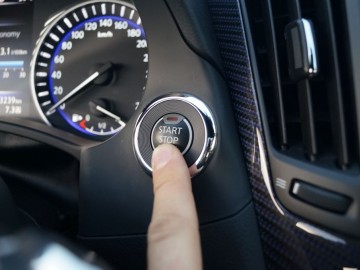 Infiniti Q60 S 3,0 T 405 KM DCT7 &ndash; Gdy design auta jest sztuką