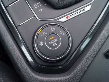 VW Tiguan Allspace 2,0 TDI BlueMotion R-Line DSG - Piwo i wurst