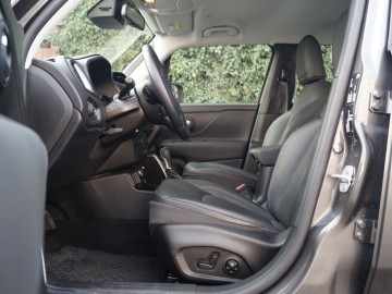 Jeep Renegade 1,3 Turbo GSE 180 KM AWD &ndash; Jeep XS...