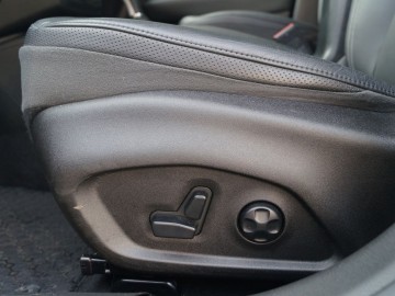 Jeep Renegade 1,3 Turbo GSE 180 KM AWD &ndash; Jeep XS...