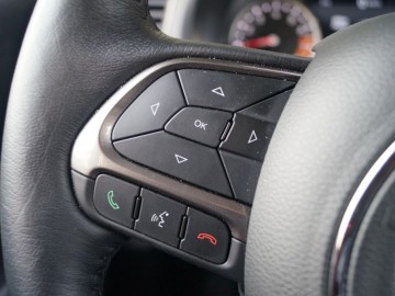 Jeep Renegade 1,3 Turbo GSE 180 KM AWD &ndash; Jeep XS...