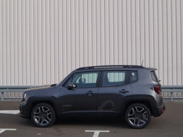 Jeep Renegade 1,3 Turbo GSE 180 KM AWD &ndash; Jeep XS...