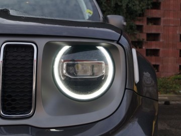 Jeep Renegade 1,3 Turbo GSE 180 KM AWD &ndash; Jeep XS...