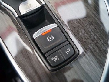 Renault Espace 1,8 Energy TCE 225 KM &ndash; Dla ceniących luksus i wygodę