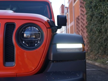 Jeep Wrangler Rubicon 2,2 MultiJet&ndash; Legenda...