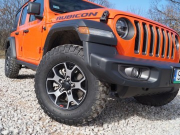 Jeep Wrangler Rubicon 2,2 MultiJet&ndash; Legenda...