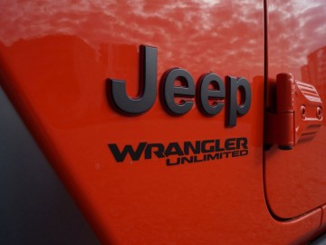 Jeep Wrangler Rubicon 2,2 MultiJet&ndash; Legenda...