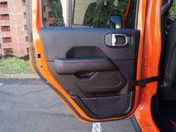 Jeep Wrangler Rubicon 2,2 MultiJet&ndash; Legenda...