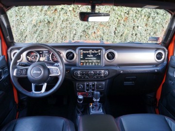 Jeep Wrangler Rubicon 2,2 MultiJet&ndash; Legenda...