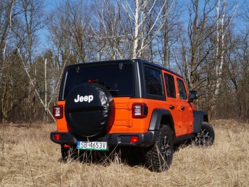 Jeep Wrangler Rubicon 2,2 MultiJet&ndash; Legenda...