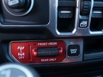 Jeep Wrangler Rubicon 2,2 MultiJet&ndash; Legenda...