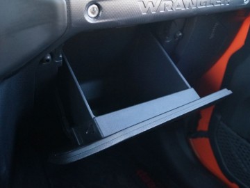 Jeep Wrangler Rubicon 2,2 MultiJet&ndash; Legenda...