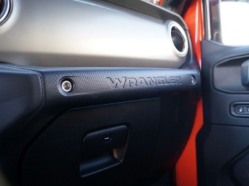 Jeep Wrangler Rubicon 2,2 MultiJet&ndash; Legenda...