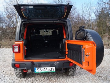 Jeep Wrangler Rubicon 2,2 MultiJet&ndash; Legenda...