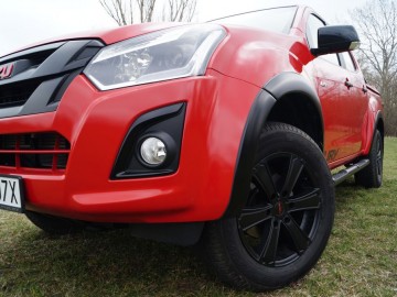 Isuzu D-MAX II Double Cab FL 1.9 DDI 163 KM &ndash; Do zadań specjalnych