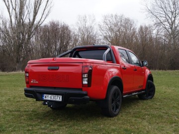 Isuzu D-MAX II Double Cab FL 1.9 DDI 163 KM &ndash; Do zadań specjalnych