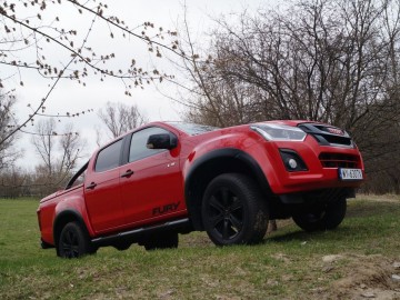 Isuzu D-MAX II Double Cab FL 1.9 DDI 163 KM &ndash; Do zadań specjalnych
