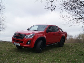 Isuzu D-MAX II Double Cab FL 1.9 DDI 163 KM &ndash; Do zadań specjalnych