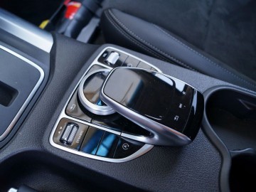 Mercedes Benz Klasa X 350D 4MATIC 7G-Tronic - Zaskakujący