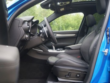 Alfa Romeo Stelvio 2,0T 280 KM AT8 AWD - Po prostu Alfa