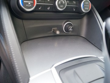 Alfa Romeo Stelvio 2,0T 280 KM AT8 AWD - Po prostu Alfa