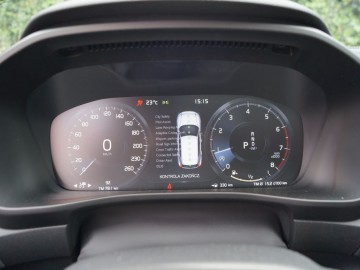 Volvo XC40 Inscription T5 247 KM ADW 8AT &ndash; Mniejszy nie znaczy mały