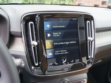Volvo XC40 Inscription T5 247 KM ADW 8AT &ndash; Mniejszy nie znaczy mały