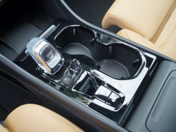 Volvo XC40 Inscription T5 247 KM ADW 8AT &ndash; Mniejszy nie znaczy mały