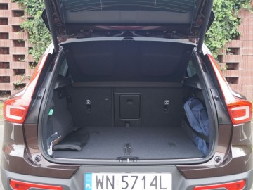 Volvo XC40 Inscription T5 247 KM ADW 8AT &ndash; Mniejszy nie znaczy mały