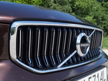 Volvo XC40 Inscription T5 247 KM ADW 8AT &ndash; Mniejszy nie znaczy mały