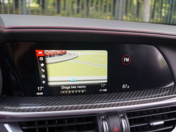 Alfa Romeo Stelvio QV 2,9 V6 Bi-Turbo AT8 510 KM &ndash; Bezkompromisowy