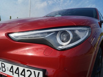 Alfa Romeo Stelvio QV 2,9 V6 Bi-Turbo AT8 510 KM &ndash; Bezkompromisowy