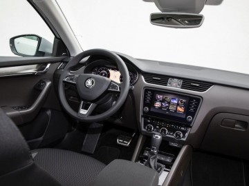 Skoda Octavia Scout 2,0 TSI 190 KM 4x4 DSG7 - Alternatywa