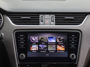 Skoda Octavia Scout 2,0 TSI 190 KM 4x4 DSG7 - Alternatywa