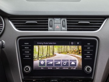 Skoda Octavia Scout 2,0 TSI 190 KM 4x4 DSG7 - Alternatywa
