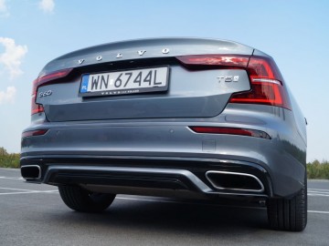 Volvo S60 T5 2,0 R-Design 250 KM 8AT &ndash; ,,Światowiec&rdquo;