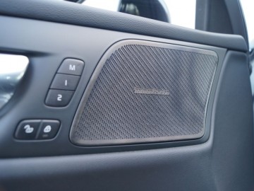 Volvo S60 T5 2,0 R-Design 250 KM 8AT &ndash; ,,Światowiec&rdquo;