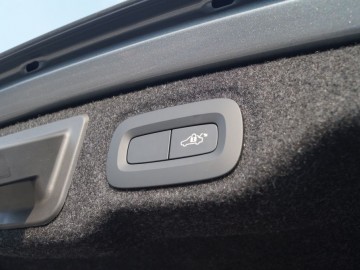 Volvo S60 T5 2,0 R-Design 250 KM 8AT &ndash; ,,Światowiec&rdquo;