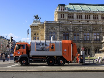 Ciężar&oacute;wki w Wiedniu z obowiązkowym asystentem skrętu