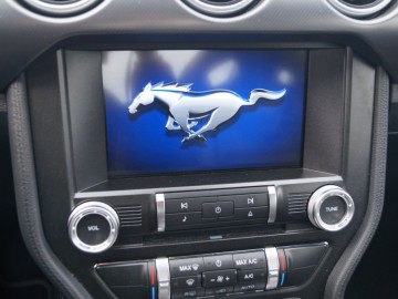 Ford Mustang Fastback GT 5.0 V8 450 KM -  Narowisty niczym Mustang...