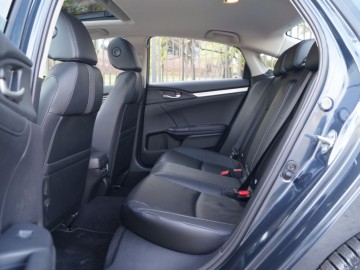 Honda Civic sedan 4d 1,5 i-VTEC 182 KM CVT &ndash; Nowa jakość