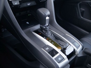 Honda Civic sedan 4d 1,5 i-VTEC 182 KM CVT &ndash; Nowa jakość