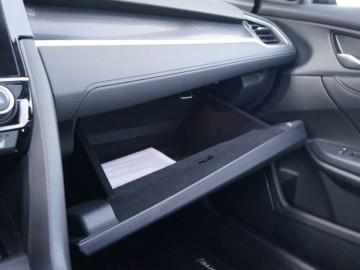 Honda Civic sedan 4d 1,5 i-VTEC 182 KM CVT &ndash; Nowa jakość