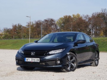 Honda Civic sedan 4d 1,5 i-VTEC 182 KM CVT &ndash; Nowa jakość