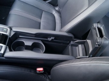 Honda Civic sedan 4d 1,5 i-VTEC 182 KM CVT &ndash; Nowa jakość
