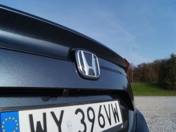 Honda Civic sedan 4d 1,5 i-VTEC 182 KM CVT &ndash; Nowa jakość