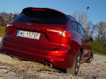 Ford Focus Kombi Titanium 1,5 EcoBoost 182 KM MT6 &ndash; Rodzinne rozwiązanie&nbsp;