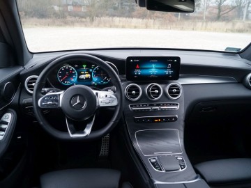 Mercedes Benz GLC 200 4Matic (X253)&nbsp;197 KM DCT8 Mild Hybrid &ndash; Kierunek przyszłości?