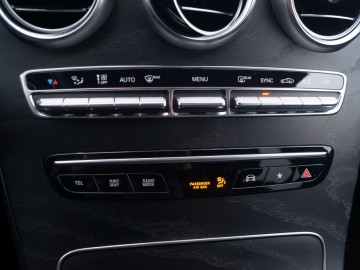 Mercedes Benz GLC 200 4Matic (X253)&nbsp;197 KM DCT8 Mild Hybrid &ndash; Kierunek przyszłości?