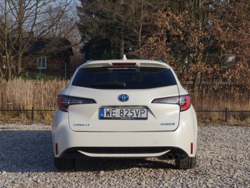 Toyota Corolla TS Kombi Executive 2,0 Hybrid Dynamic Force 184 KM e-CVT &ndash; W nowym kierunku